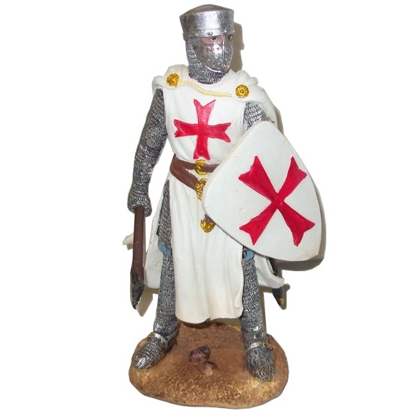 Cavaliere Templare con Ascia modello uno - miniatura in resina da collezione di cavaliere templare crociato misura media armato con ascia e scudo 