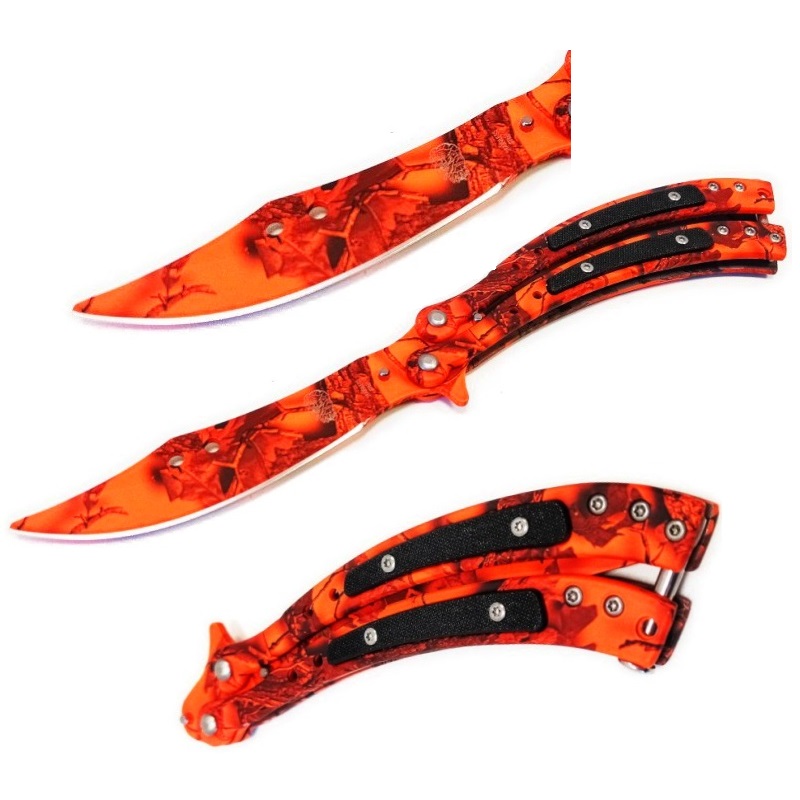 Coltello butterfly saber camo orange - balisong con lama a sciabola ed impugnatura arancio - coltello a farfalla arancione per arte marziale filippina kali .