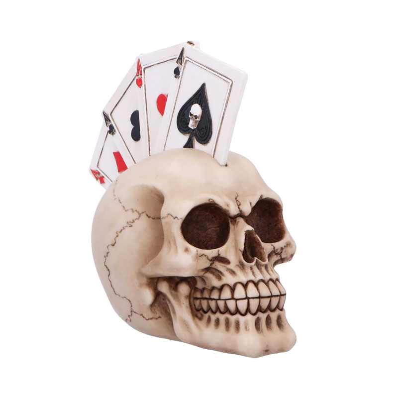 Teschio cresta poker d'assi da collezione - soprammobile ornamentale umoristico a forma di cranio umano decorato con carte francesi.