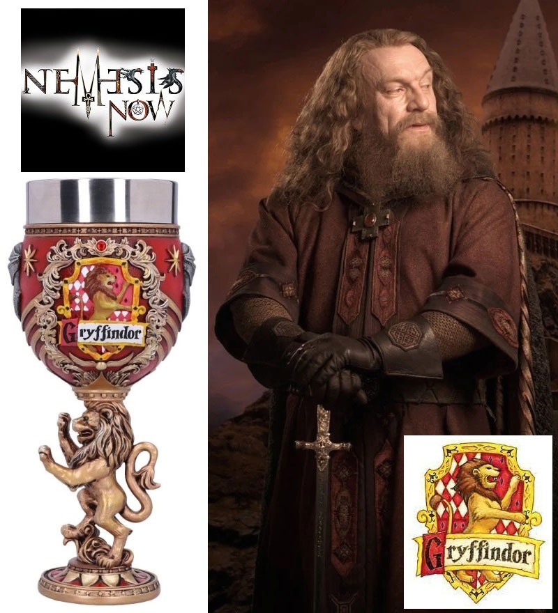 Calice grifondoro - coppa fantasy da collezione della casa gryffindor di hogwarts riproduzione ufficiale della saga di film harry potter marca nemesis now .